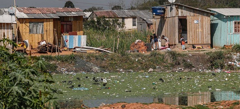 Leia mais sobre o artigo Projeto de Bolsonaro para saneamento escanteia estatais e acirra disputa com Nordeste
