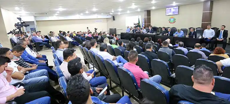 lixo-em-mt
