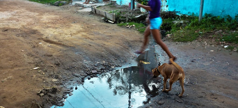 Leia mais sobre o artigo IBGE: Por falta de saneamento básico, um em cada dez domicílios no Brasil joga esgoto na natureza