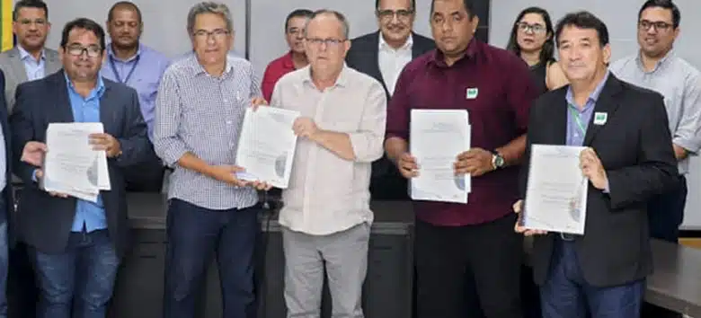 lixoes