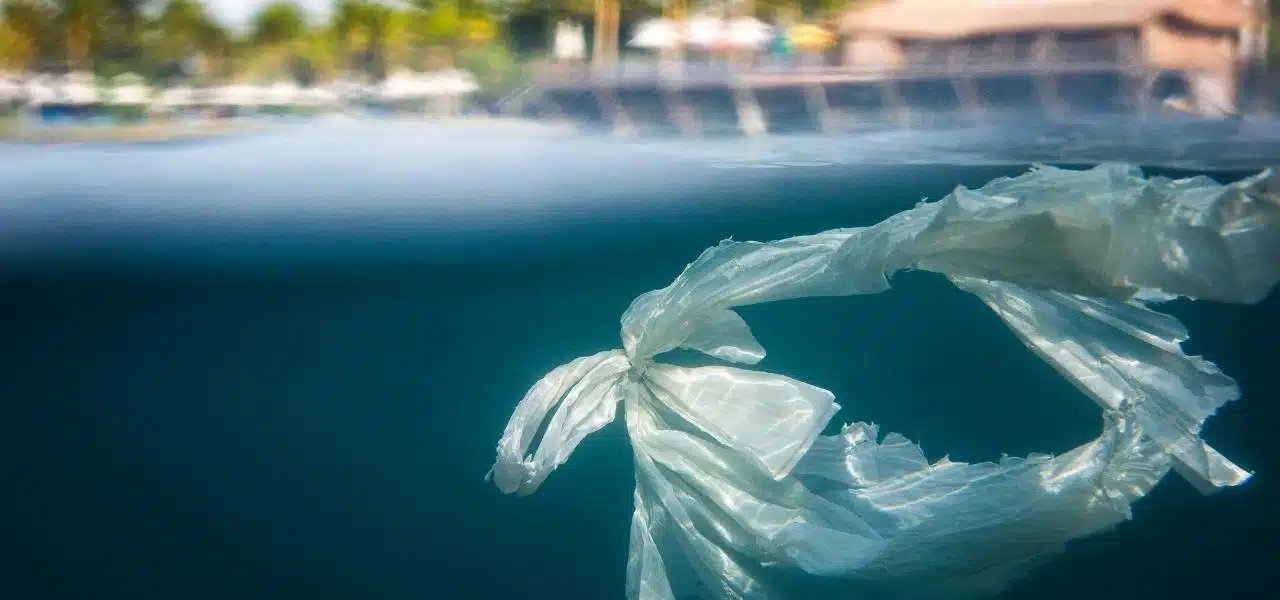 lixo-plastico