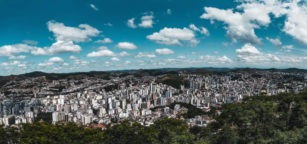 Juiz de Fora (MG) entrega revisão completa do seu Plano de Saneamento Básico