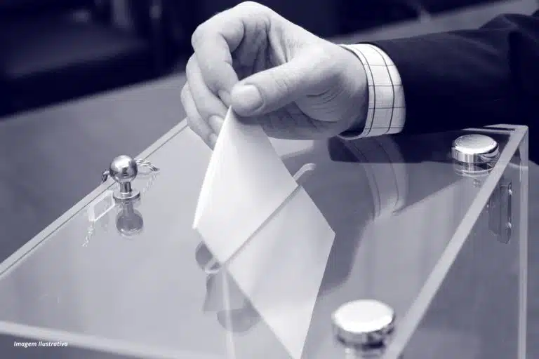 Adiada Votação Decretos sobre Saneamento
