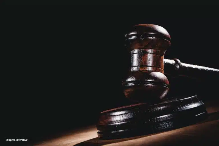 Votação de decretos do saneamento