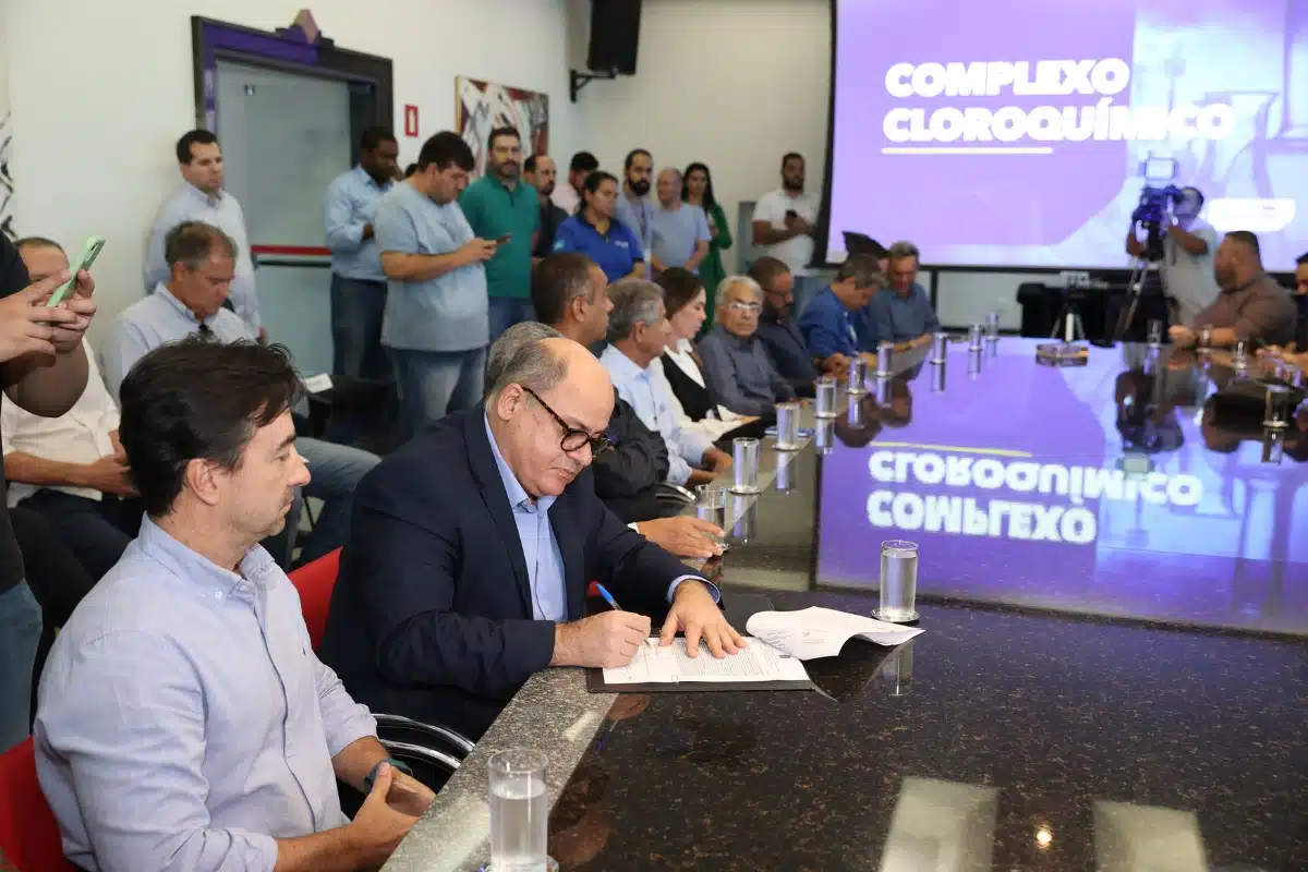 Chlorum Solutions Complexo Cloroquímico