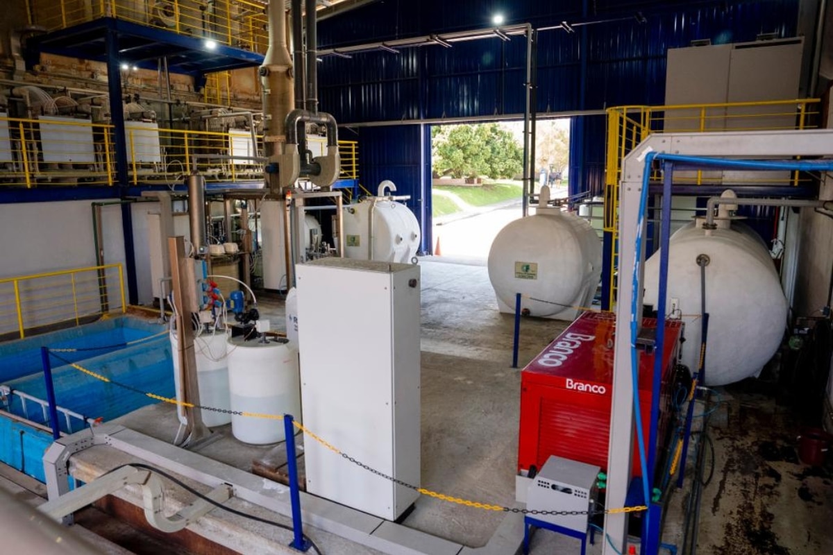 Leia mais sobre o artigo Chlorum Solutions revoluciona a sustentabilidade no setor químico com sua mini planta de cloro-álcalis em Guaíba, RS