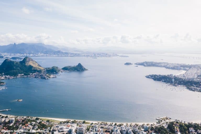 Baía Guanabara Chorume