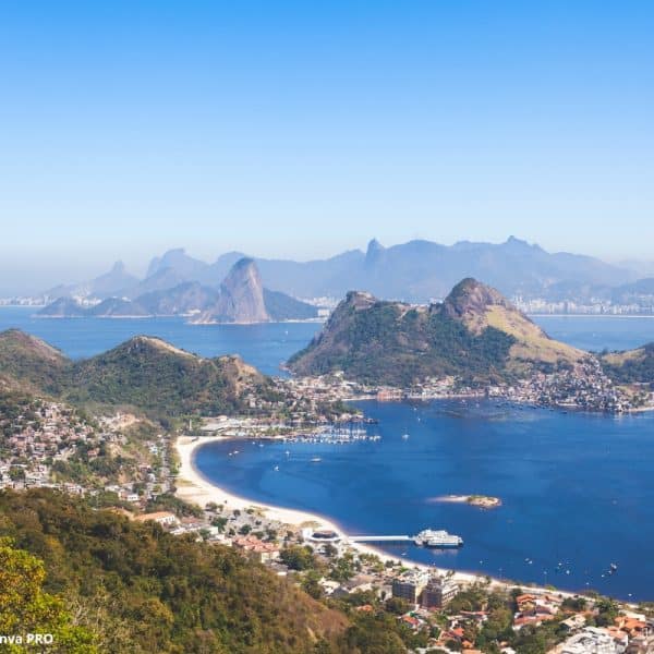 Governo Esgoto Baía Guanabara