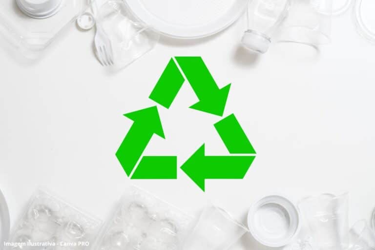 lixo plástico em bioplástico