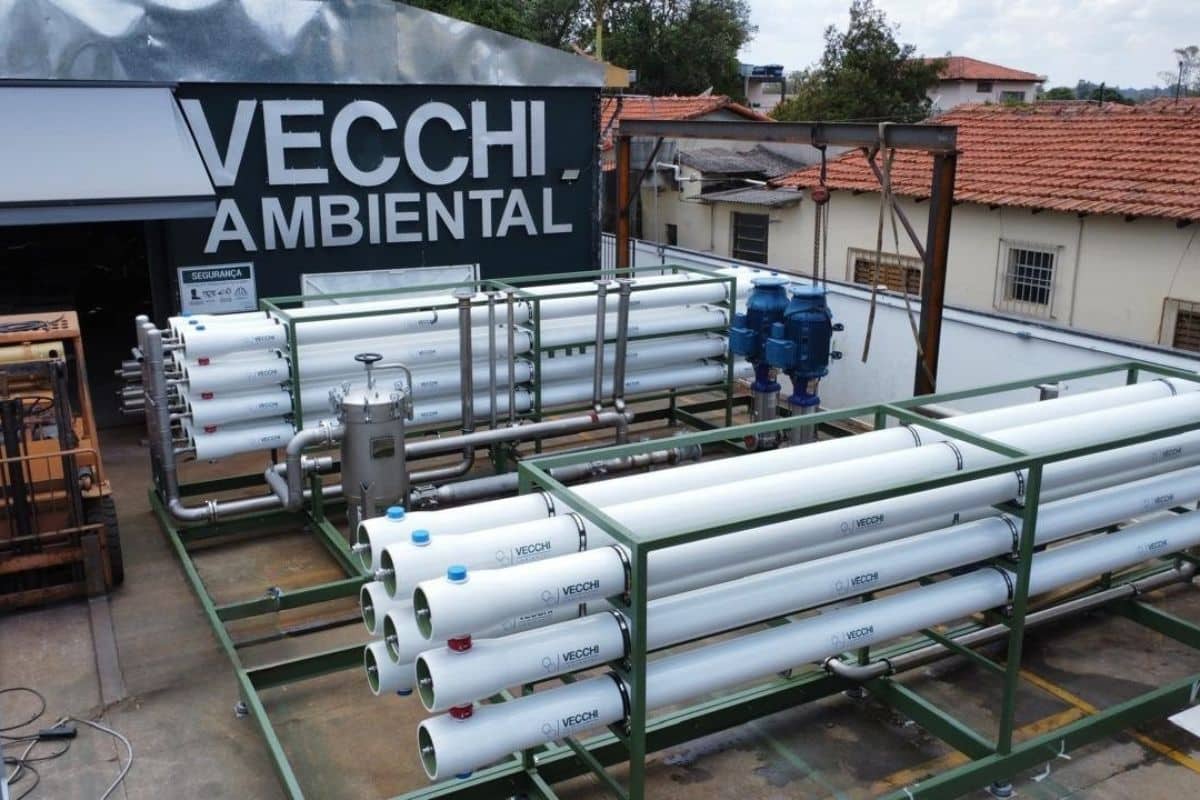 Vecchi Ambiental soluções completas em desmineralização de água para aplicações industriais