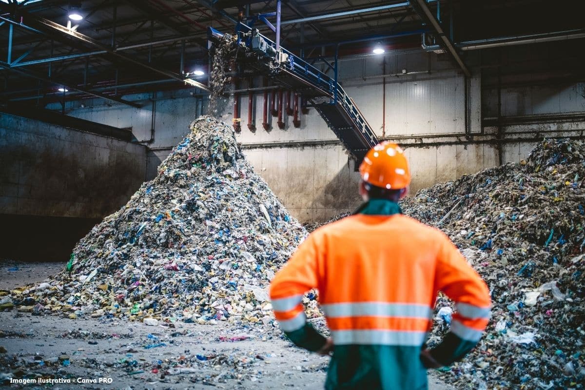 Mais de 1 milhão de paranaenses vivem em municípios sem planos de resíduos
