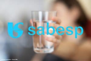 Sabesp privatizada sempre terá reajuste menor que pública, diz Tarcísio